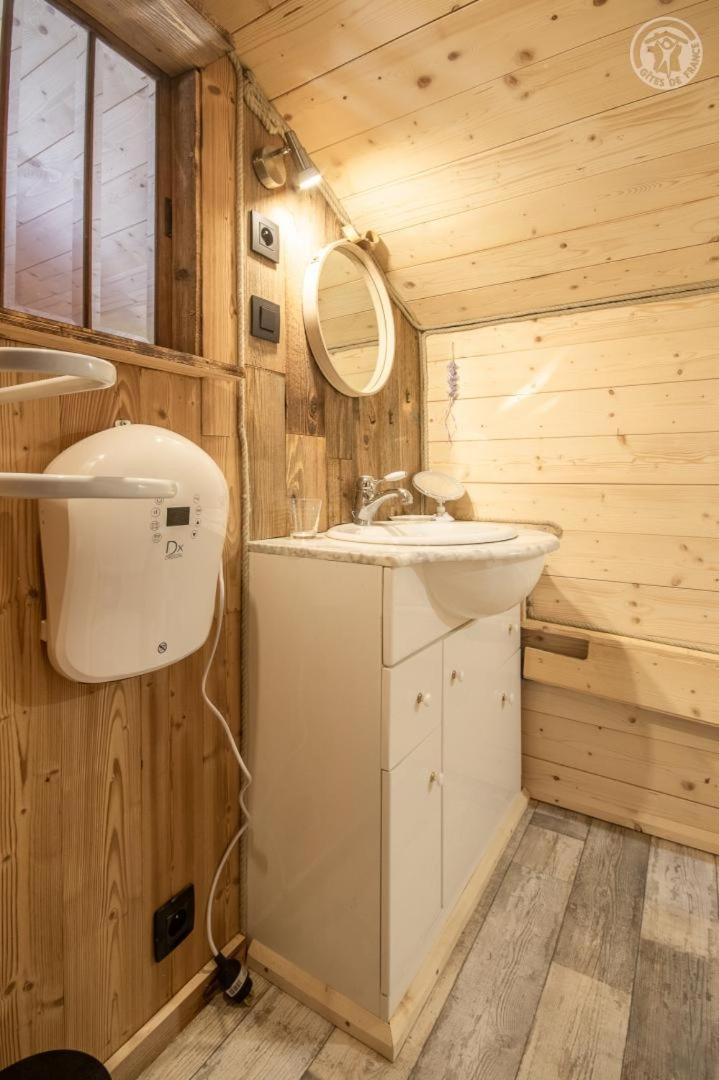 Les Inseparables Saint-Pierre-de-Curtille Bagian luar foto